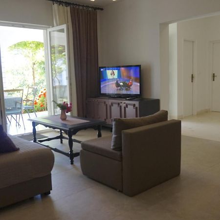 Apartment Krasna บาชกาโวดา ภายนอก รูปภาพ