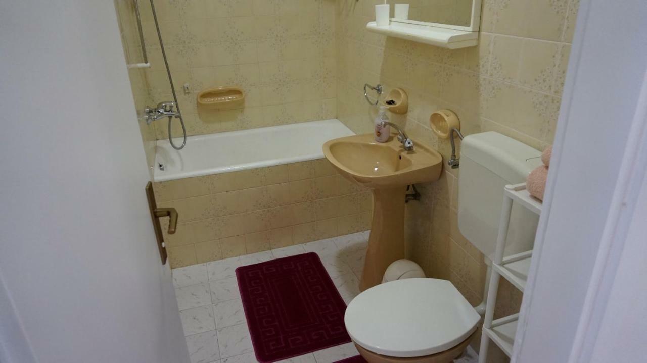 Apartment Krasna บาชกาโวดา ภายนอก รูปภาพ